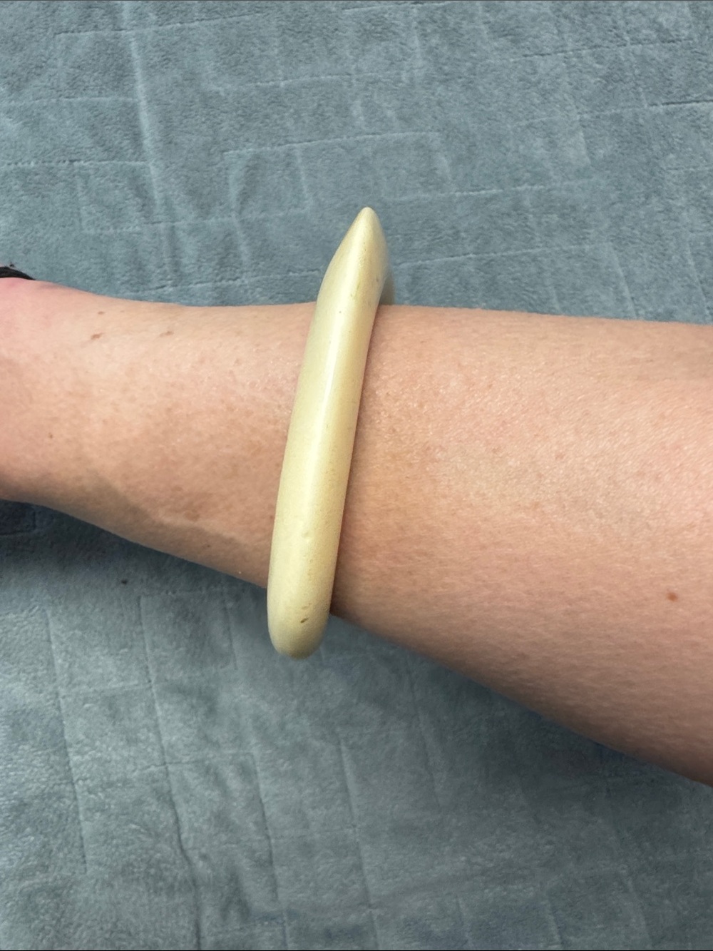 Vintage Plastic Bangle Bracelet, Cream, Bone, Asymmetrical, Retro, Boho